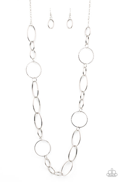 PERFECT MISMATCH - SILVER TEXTURED HOOP NECKLACE - PAPARAZZI
