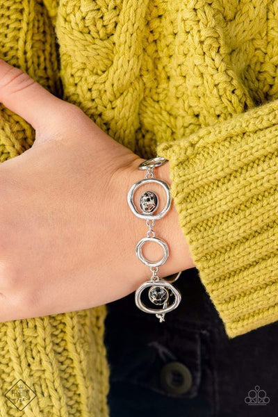 MARBLE MYRIAD - BLACK STONE SILVER BRACELET - PAPARAZZI FASHION FIX DECEMBER 2022