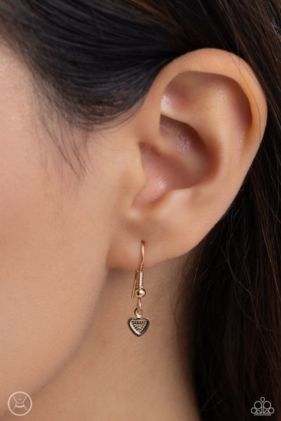 CUPID CATWALK - GOLD HEART CHOKER NECKLACE - PAPARAZZI