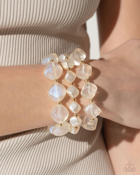 GLITTERY GALA - GOLD WHITE PEARL AND ACRLYIC CUBE STRETCHY BRACELET - PAPARAZZI