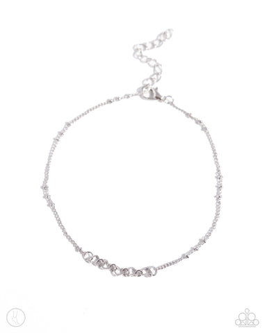 SATELLITE SHIMMER - SILVER HEART ANKLET - PAPARAZZI