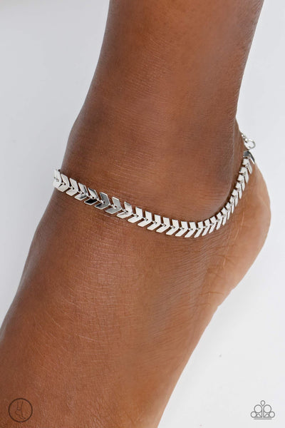 POINT IN TIME - SILVER ANKLET - PAPARAZZI