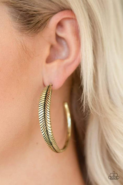FUNKY FEATHERS - PAPARAZZI - BRASS FEATHER TEXTURED HOOP EARRINGS