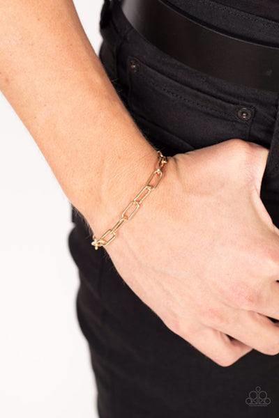 LIT LOCOMOTION - GOLD PAPERCLIP CHAIN BRACELET - PAPARAZZI