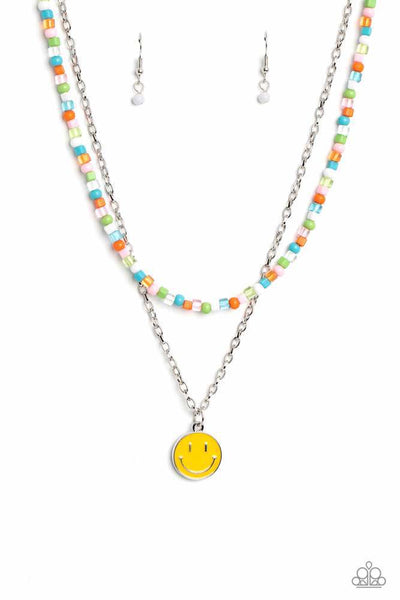HIGH SCHOOL REUNION - MULTI COLOR SEED BEAD SILVER SMILEY FACE NECKLACE - PAPARAZZI