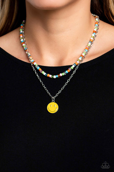 HIGH SCHOOL REUNION - MULTI COLOR SEED BEAD SILVER SMILEY FACE NECKLACE - PAPARAZZI
