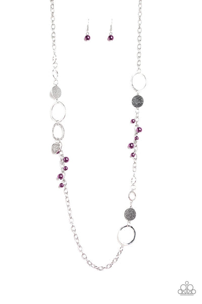 UNAPOLOGETIC FLIRT - PAPARAZZI - PURPLE PEARLY BEAD SILVER HAMMERED DISC NECKLACE