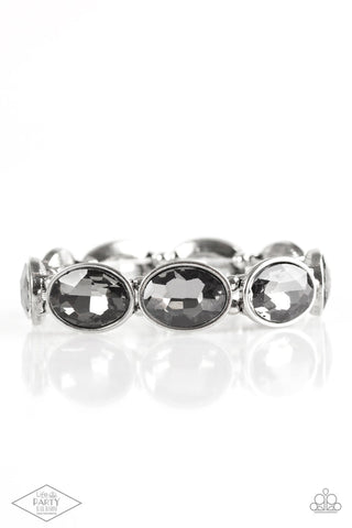 DIVA IN DISGUISE - SILVER OVAL GEM STRETCHY BRACELET - PAPARAZZI