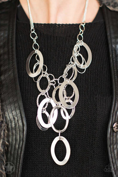 A SILVER SPELL - SILVER TEXTURED NECKLACE - PAPARAZZI BLOCKBUSTER