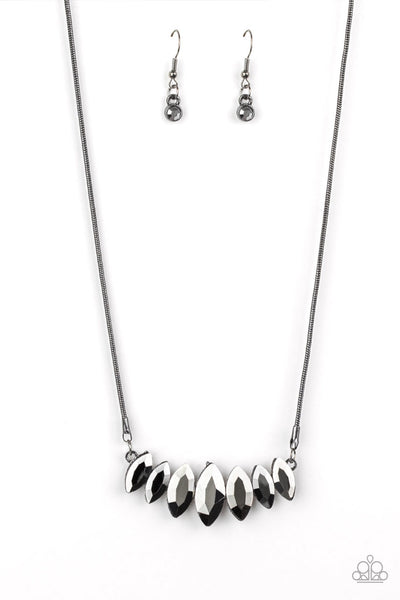 LEADING LADY - BLACK GUNMETAL HEMATITE RHINESTONE NECKLACE - PAPARAZZI