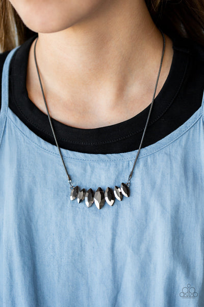 LEADING LADY - BLACK GUNMETAL HEMATITE RHINESTONE NECKLACE - PAPARAZZI