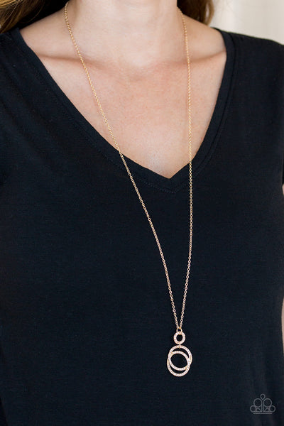 TIMELESS TRIO - GOLD CIRCLE PEACH RHINESTONE NECKLACE - PAPARAZZI