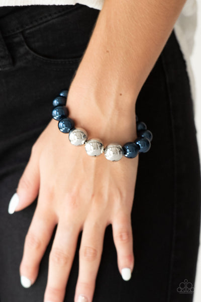 ALL DRESSED UPTOWN - BLUE AND SILVER PEARLY BEAD STRETCHY BRACELET - PAPARAZZI
