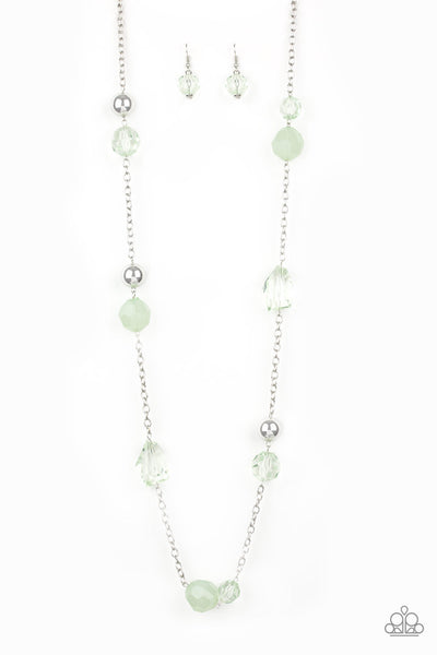 ROYAL ROLLER - PAPARAZZI - GREEN GLASSY AND OPAQUE BEAD SILVER NECKLACE