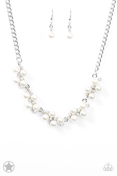 LOVE STORY - PAPARAZZI WHITE PEARL SILVER NECKLACE - BLOCKBUSTER