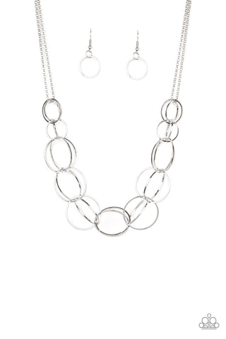 SPACE WALK - SILVER INTERLOCKING RING LAYERED NECKLACE