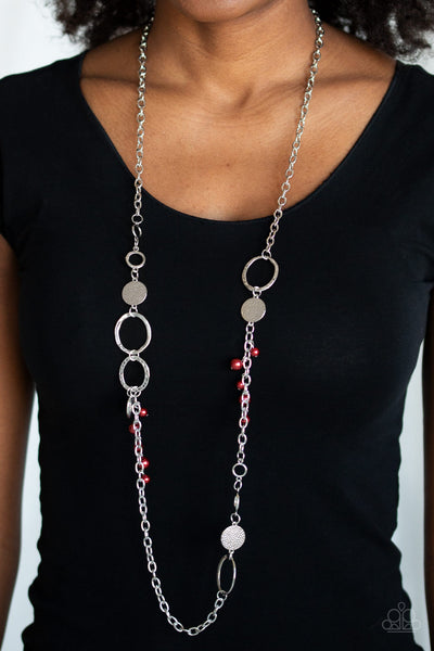 UNAPOLOGETIC FLIRT - PAPARAZZI - RED PEARLY BEAD SILVER HAMMERED DISC NECKLACE