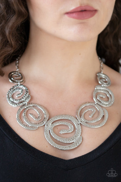 STATEMENT SWIRL - SILVER HAMMERED SWIRL NECKLACE - PAPARAZZI