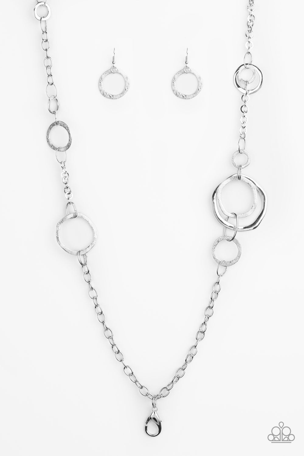 AMPED UP METALLICS - SILVER CIRCLE LANYARD NECKLACE - PAPARAZZI