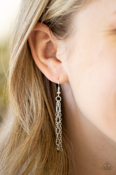 FREE-SPIRITED FORAGER - PINK TURQUOISE HAMMERED SILVER DISC LEAF CHARM NECKLACE