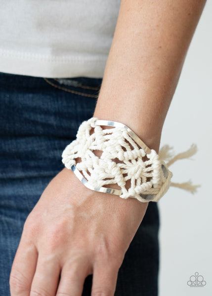 Macrame Mode- White
