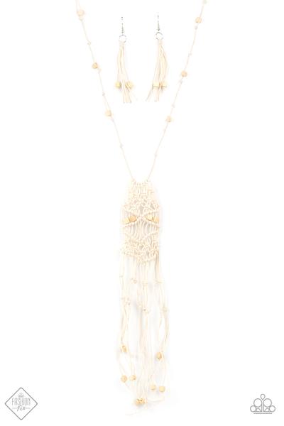 Macrame Majesty - Brown