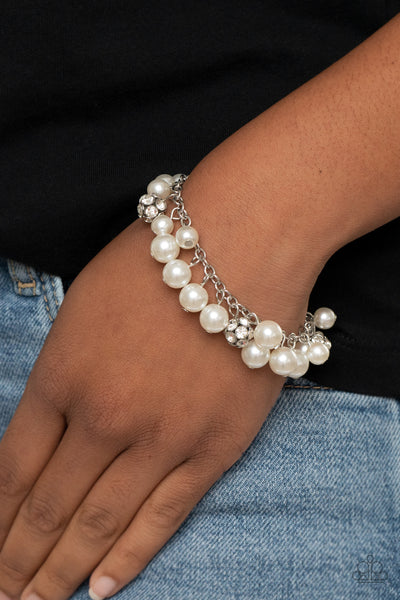 THE GRANDEUR TOUR - WHITE PEARL AND RHINESTONE SILVER BRACELET - PAPARAZZI