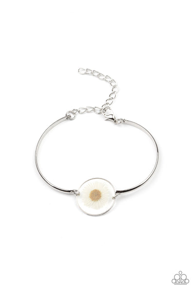 COTTAGE SEASON - WHITE PRESSED FLOWER SILVER BRACELET - PAPARAZZI