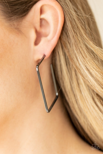 MATERIAL GIRL MAGIC - BLACK SQUARE GUNMETAL HOOP EARRINGS - PAPARAZZI
