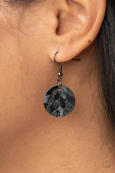 ALLURING LUXE - BLACK CORD GUNMETAL DISC LAYERED NECKLACE - PAPARAZZI