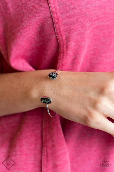 DONT BEAD JEALOUS - BLACK -  JUNE 2021 FASHION FIX