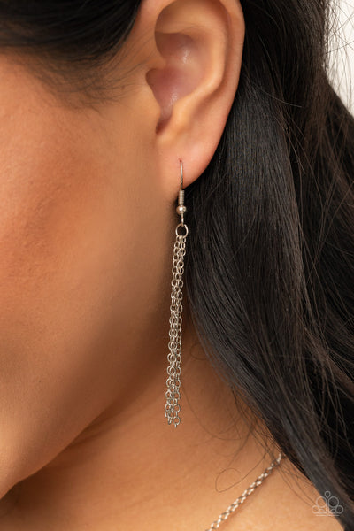LIVING THE MOM LIFE - SILVER FAMILY HEARTBEAT DAINTY NECKLACE - PAPARAZZI