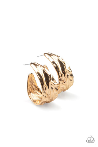 BADLANDS AND BELLBOTTOMS - GOLD WAVY HOOP EARRINGS - PAPARAZZI