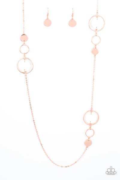 LAGUNA LOUNGE - COPPER SHINY CIRCLE WHITE SHELL-LIKE DISC NECKLACE - PAPARAZZI