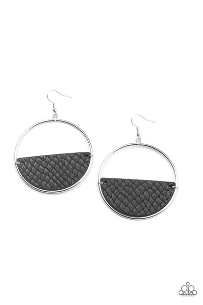 ANIMAL AESTHETIC - BLACK LEATHER PYTHON PRINT SILVER CIRCLE EARRINGS - PAPARAZZI