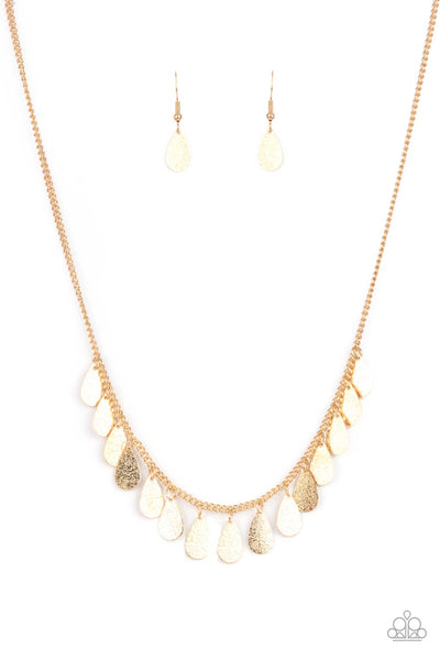 EASTERN CHIME ZONE - GOLD DAINTY TEARDROP DISC NECKLACE - PAPARAZZI