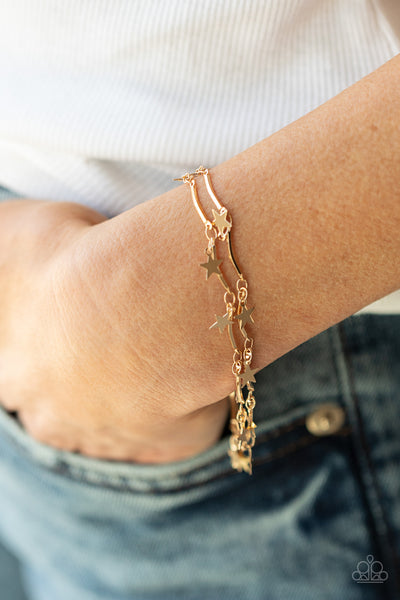 PARTY IN THE USA - GOLD STAR BRACELET - PAPARAZZI