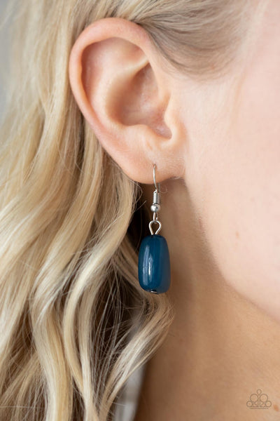 TENACIOUSLY TANGY - BLUE TRIANGLE BEAD SILVER ACCENT NECKLACE - PAPARAZZI