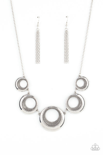 SOLAR CYCLE - SILVER CIRCLE NECKLACE - PAPARAZZI