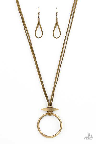 NOTICEABLY NOMAD - GREEN SUEDE CORD BRASS CIRCLE NECKLACE - PAPARAZZI