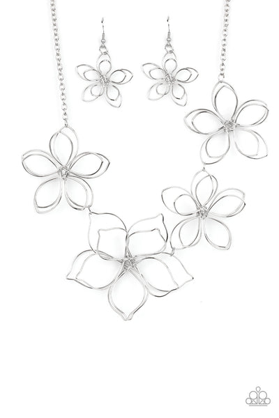 FLOWER GARDEN FASHIONISTA - SILVER WIRE FLORAL NECKLACE - PAPARAZZI