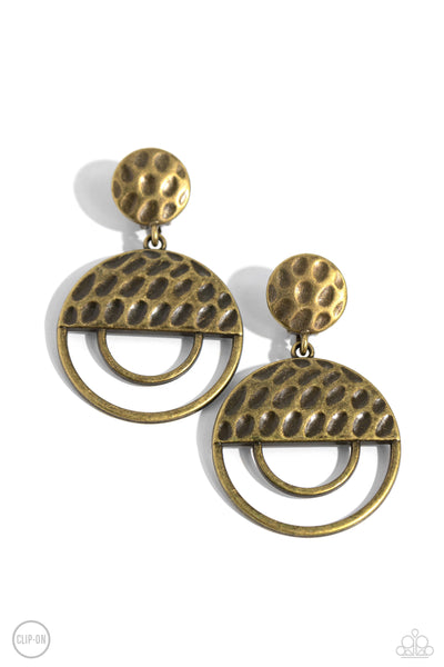 SOUTHERN SOUVENIR - BRASS HAMMERED CIRCLE CLIP-ON EARRINGS - PAPARAZZI