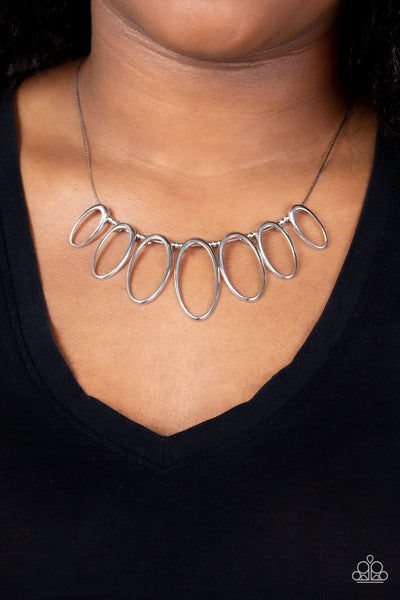 THE MANE INGREDIENT - SILVER OVAL NECKLACE - PAPARAZZI