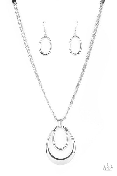 SUBURBAN STORM - SILVER OVAL FRAME NECKLACE - PAPARAZZI