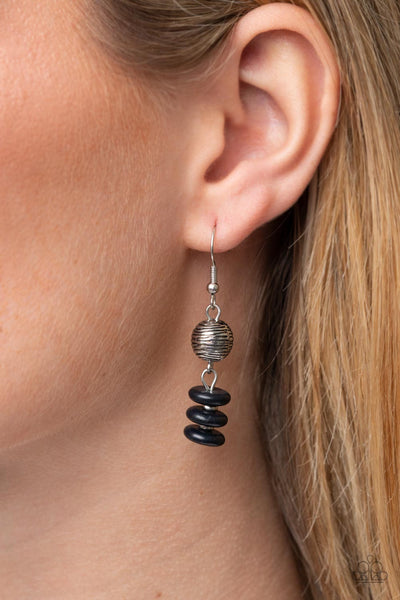 OASIS GODDESS - BLACK STONE CIRCLE SILVER NECKLACE - PAPARAZZI