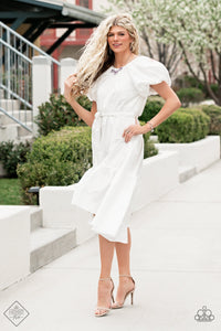 GLIMPSES OF MALIBU - COMPLETE TREND BLEND SET - PAPARAZZI FASHION FIX JUNE 2022