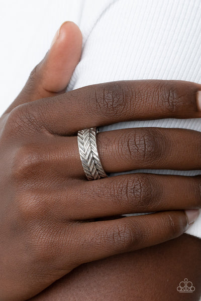 REBELLIOUS RIDGES - SILVER DAINTY RING - PAPARAZZI