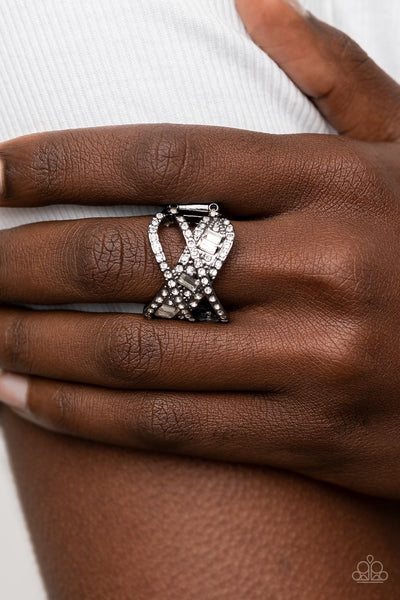 TRIPLE THREAT TWINKLE - BLACK GUNMETAL RHINESTONE RING - PAPARAZZI