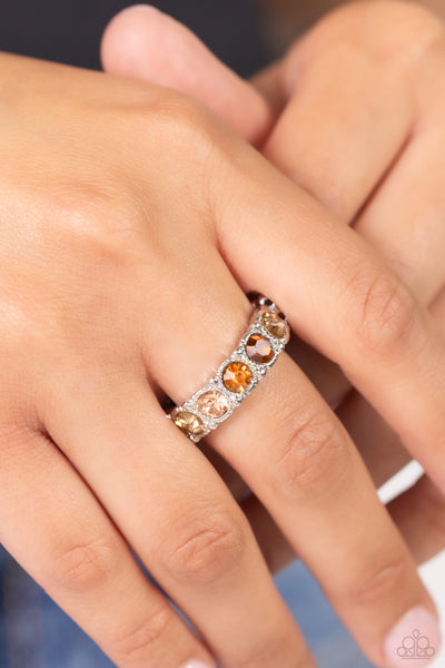 TAMING TWILIGHT - BROWN OMBRE RHINESTONE SILVER RING - PAPARAZZI