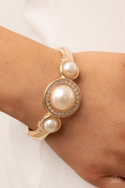 DEBUTANTE DAYDREAM - GOLD WHITE PEARL HINGED BRACELET - PAPARAZZI